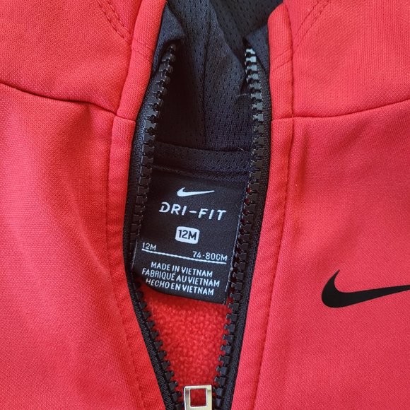NIKE Baby Just Do It Hooded Tracksuit Black & Red Size 12 Months - Picture 5 of 6